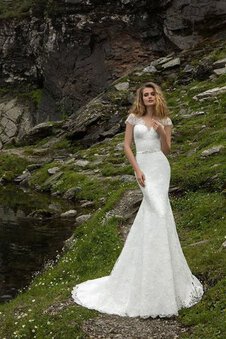 Abito da Sposa con Nastro Retro Spazzola Treno con Fusciacca Elegante