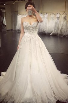 Abito da Sposa con Perline con Applique Cuore in Pizzo Cerniera