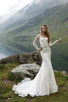 Abito da Sposa con Nastro in Pizzo A Terra Sogno con Cristino