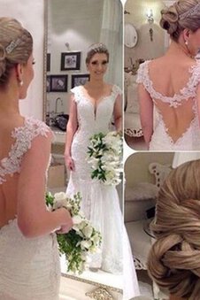 Abito da sposa a chiesa v-scollo con applique senza maniche in tulle attraente